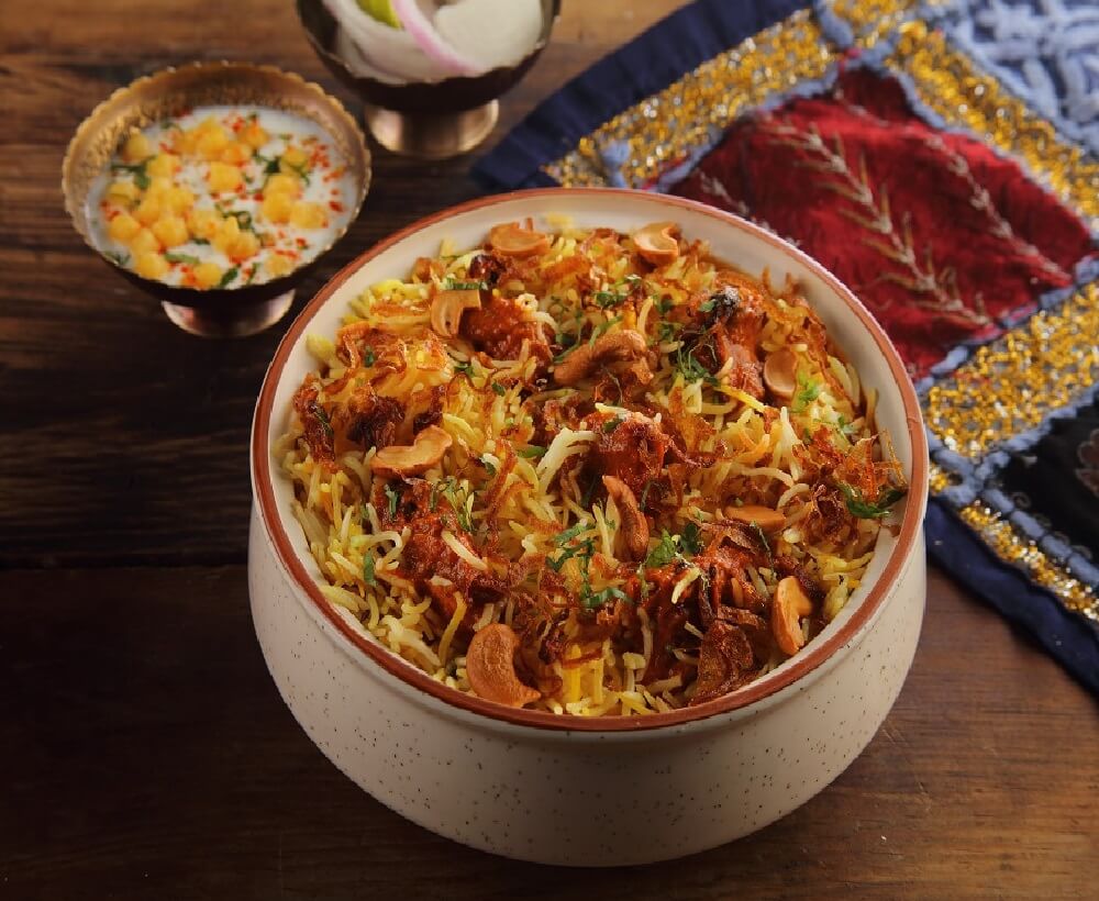 BUTTER CHICKEN BIRYANI